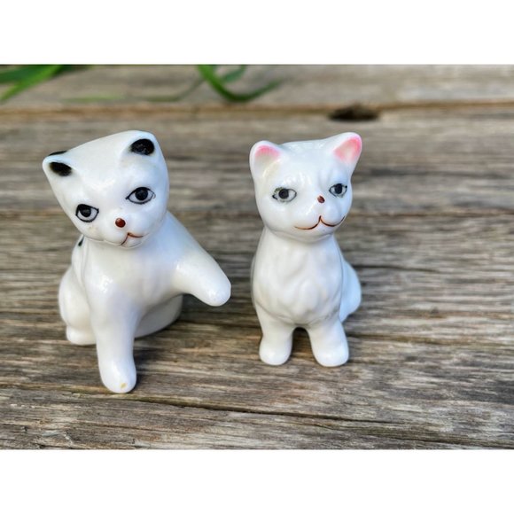 Vintage Pair Bone China Cat and Dog White Figurines Knick Knacks - Picture 3 of 9